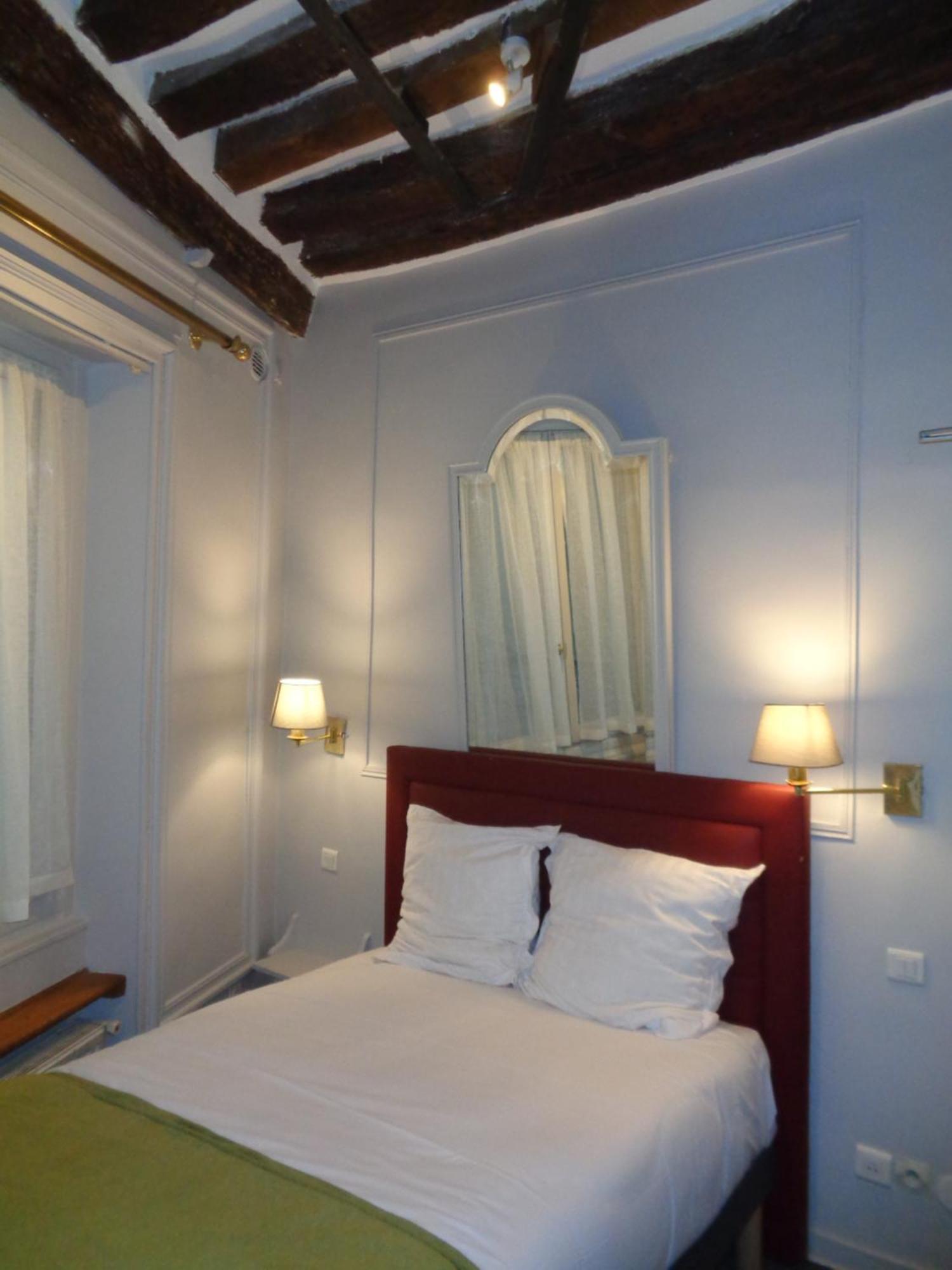 Hotel Les Degres De Notre Dame Paris Ngoại thất bức ảnh